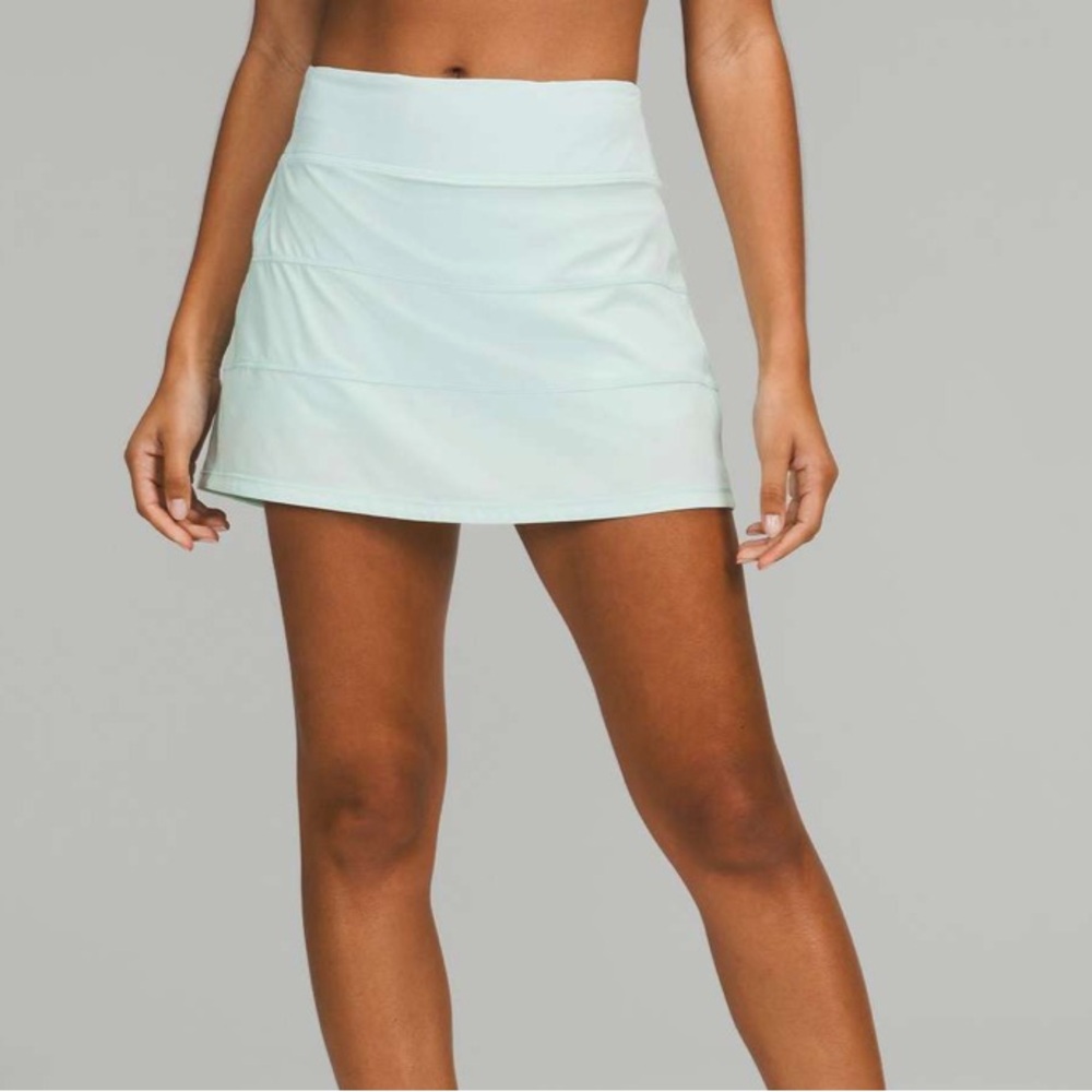 Lululemon Pace Rival Mid-Rise Skirt 15" Length Tall in Delicate Mint Size 6